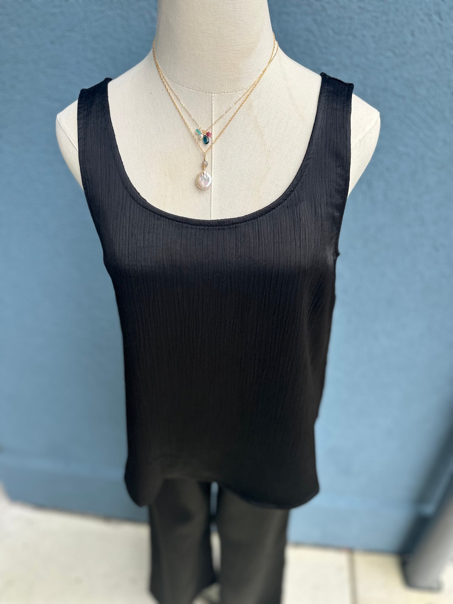 Lola Crinkle Tank | Black