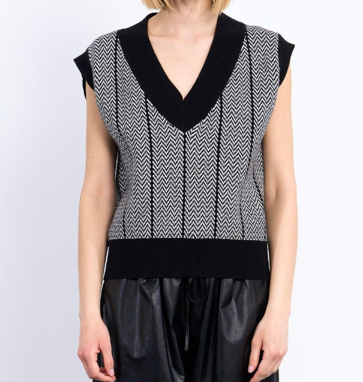 Sabrina Vest | Black