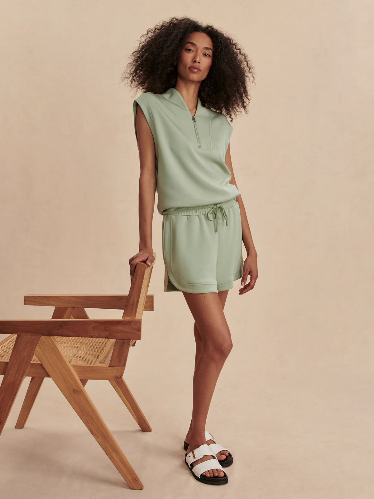 Loretta Half Zip Sleeveless | Snow Sage