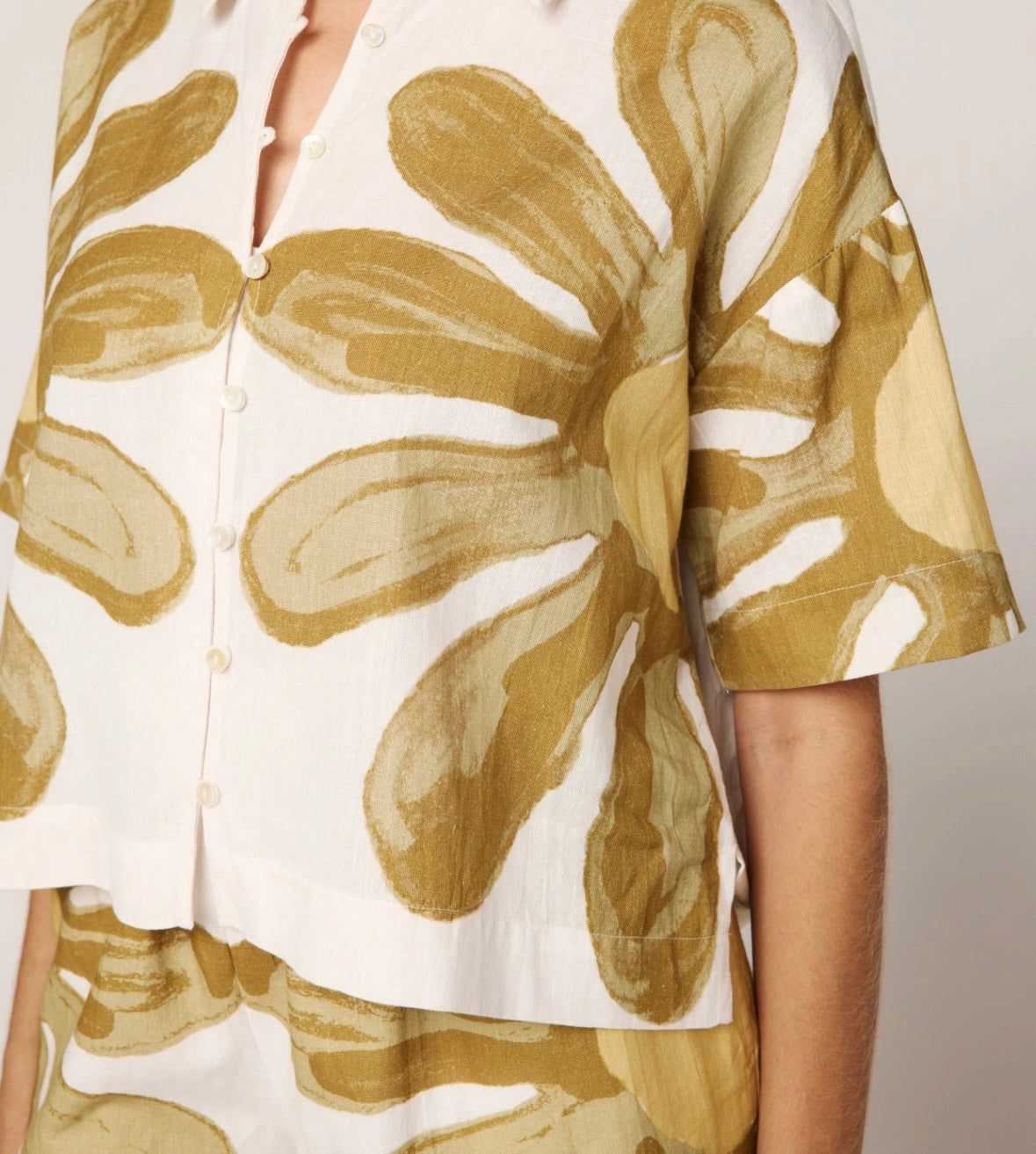 Marie Blouse | Floral Placed Print