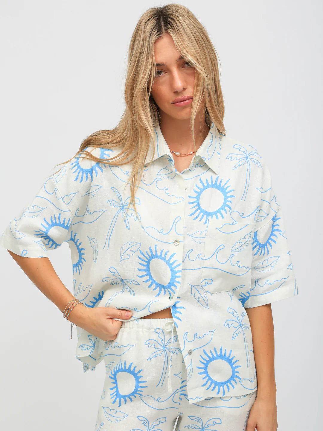 Kyle Linen Shirt | Beach Scene