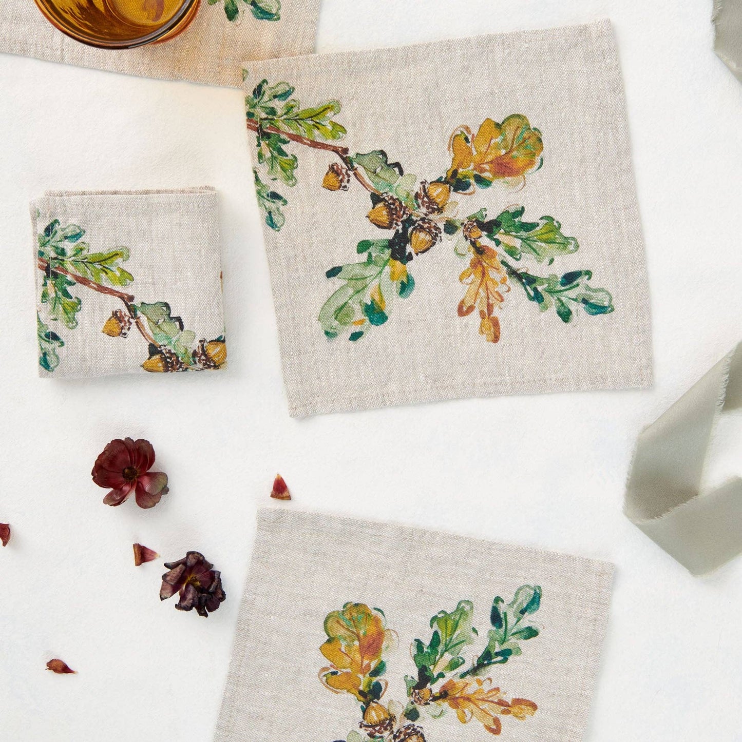 Acorns - Cocktail Napkins set of 4
