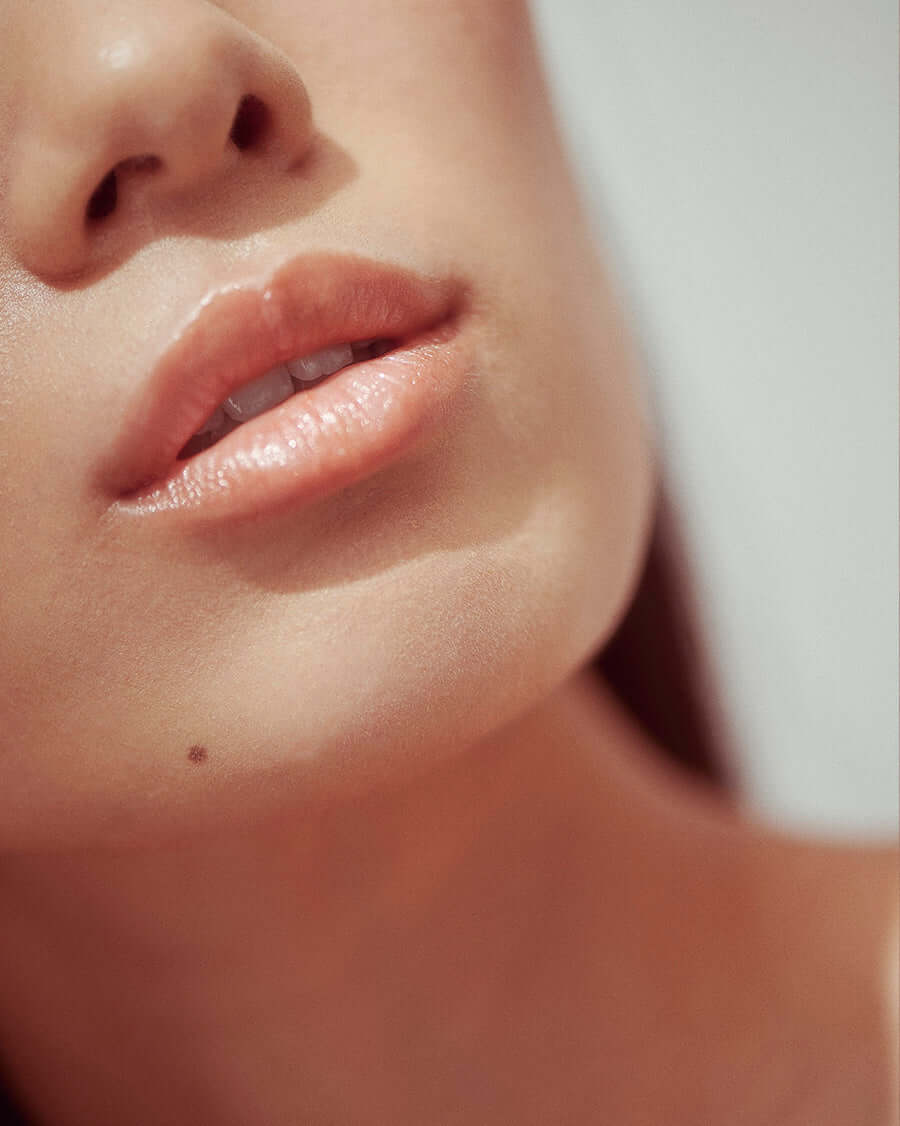Henne Organics Luxury Lip Tint- Coral