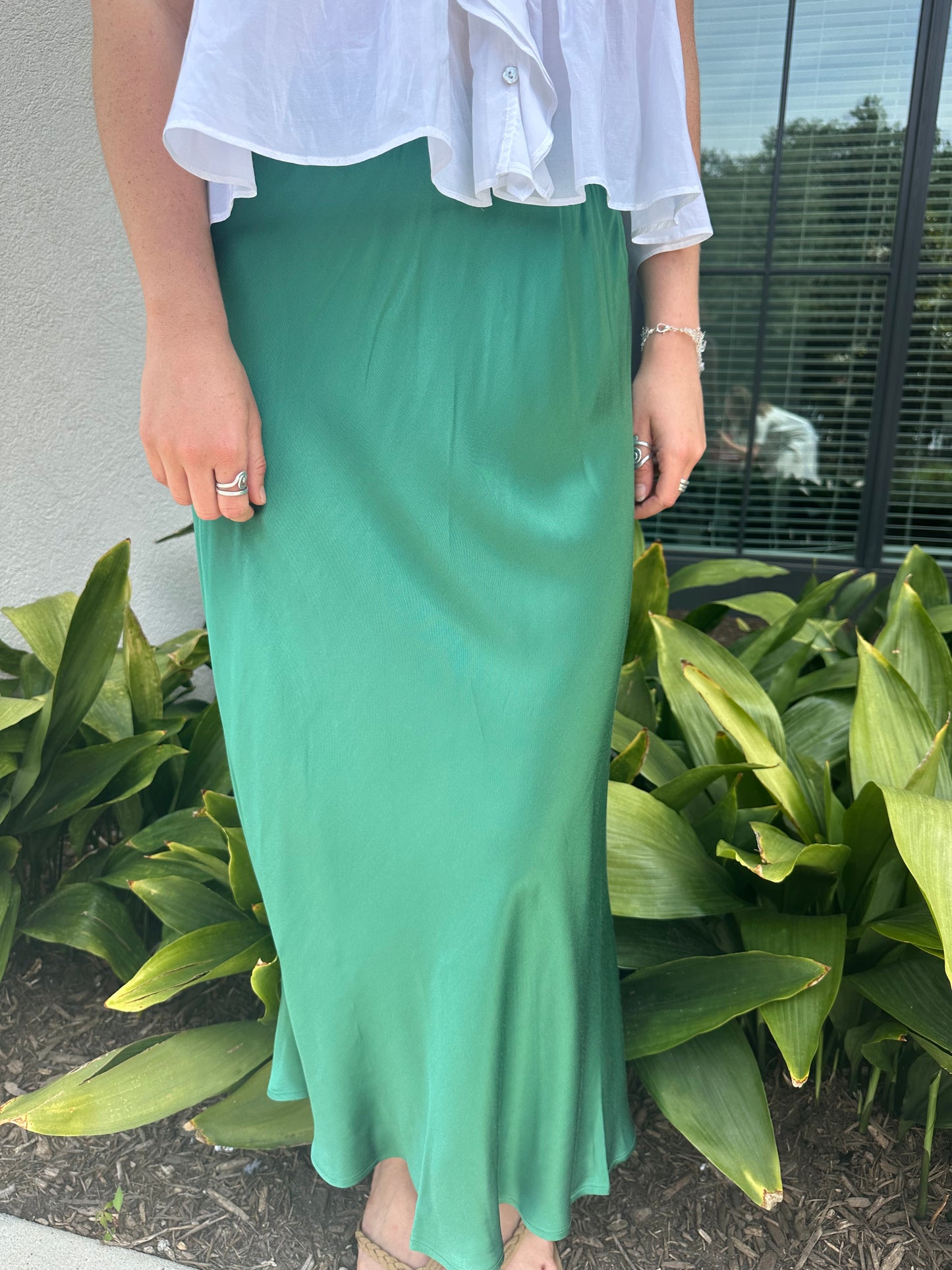Charlie Satin Skirt | Kelly Green