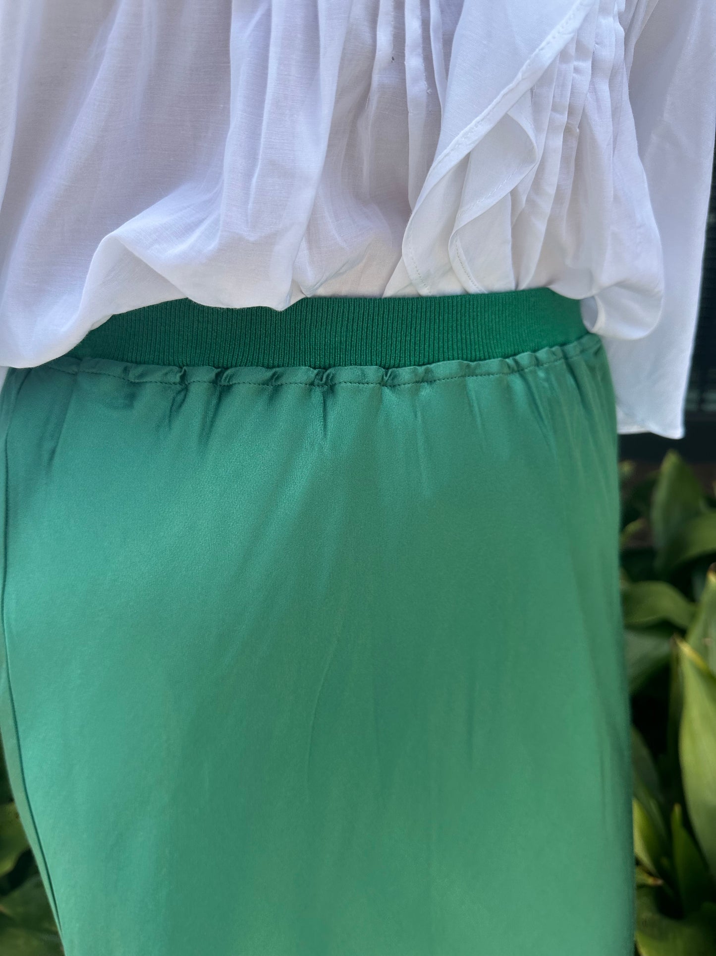 Charlie Satin Skirt | Kelly Green
