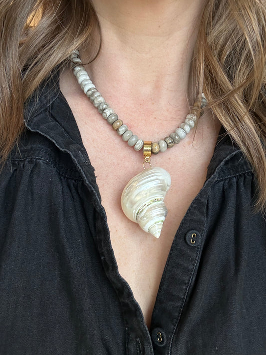 Gray Silver Leaf Jasper Necklace with Swirl Shell