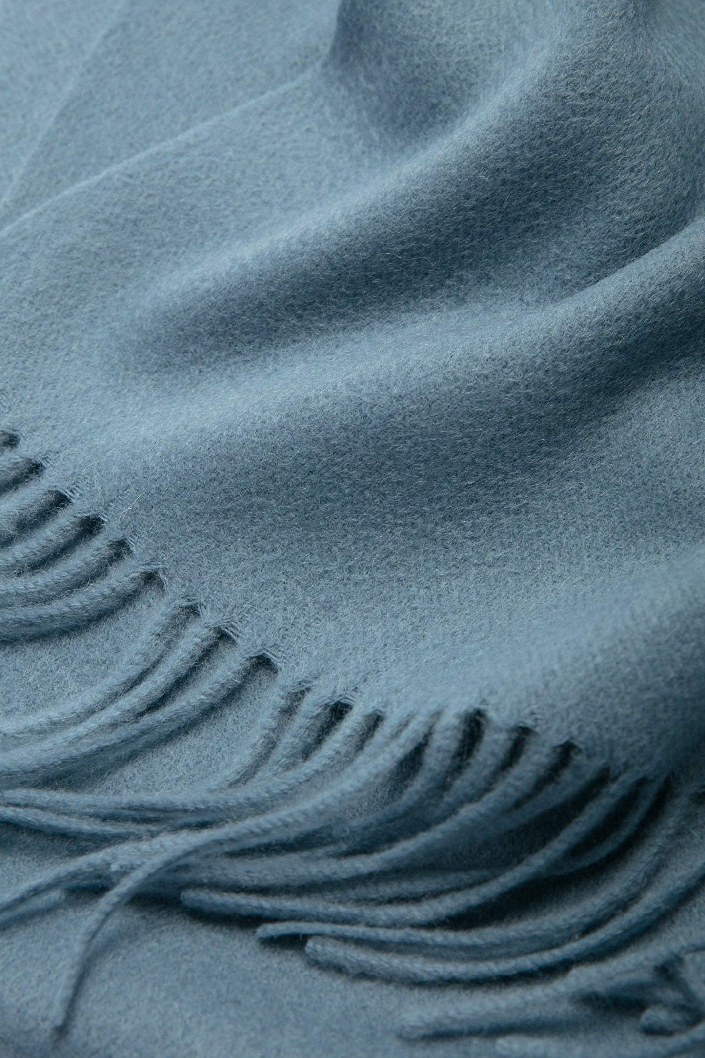 Oversized Cashmere Scarf: Light Blue