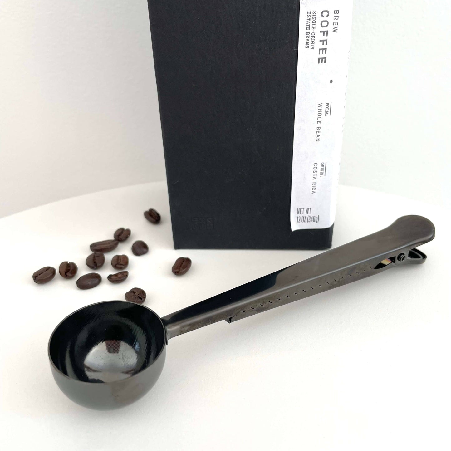 Metal coffee scoop clip - black
